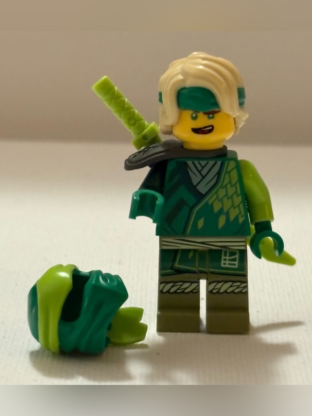 LEGO Minifigure Ninjago Core Minifigures Ninja Lloyd Garmadon w mask & sword